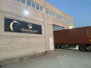 OliveOilsLand® - Turkish Olive Oil Shipment