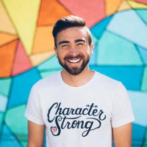 If there’s one thing our world needs right now, it’s what Character Strong Co-Founder and CEO Houston Kraft calls deep kindness, a life-changing discipline with the power to create lasting change Houston Kraft smiling because he is a kindness advocate @houstonkraft